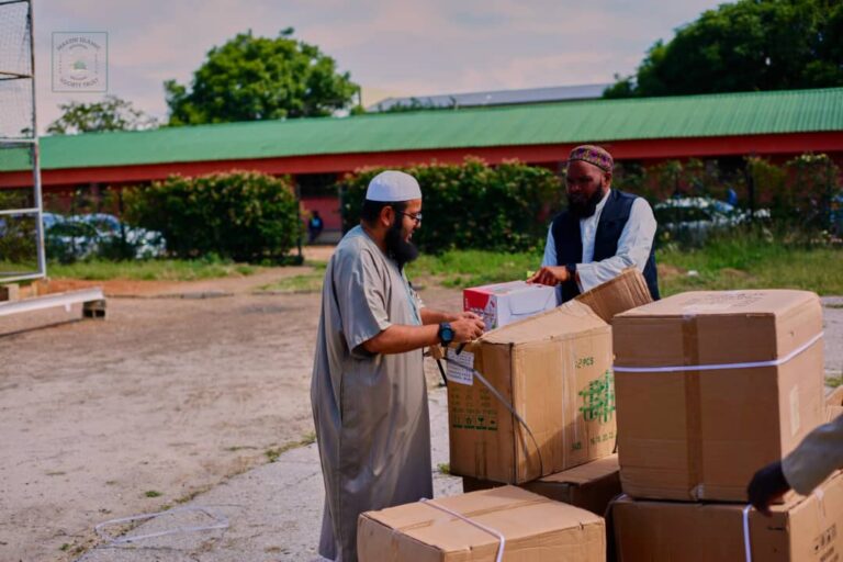 To share the joy of Ramadhan, within a week, your donations have been translated into thousands of family packages containing food items.   I 'd like to give a big  shoutout to all the donors and volunteers for making it possible.